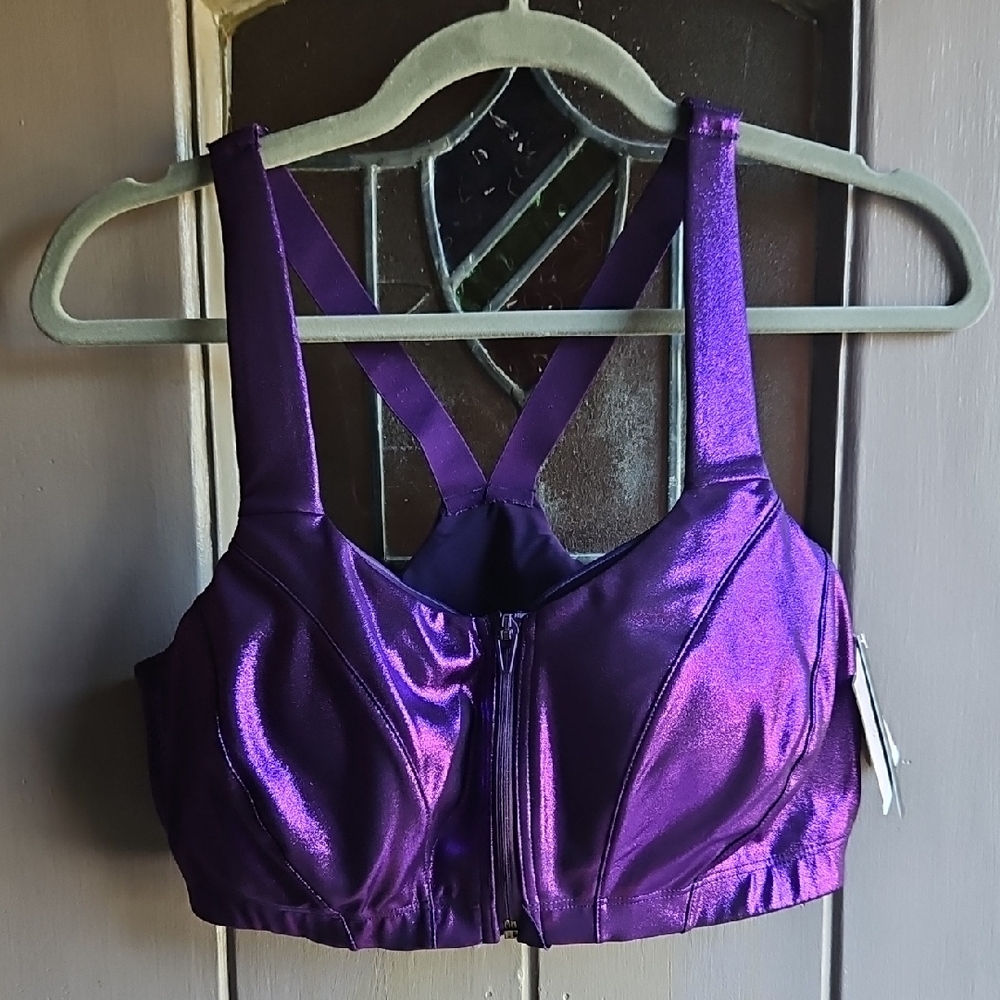 NWT Victoria's Secret Knockout Front-Close Sports Bra